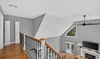 9 Broadview Ave, Berkley, MA 02779