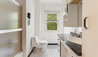497 S Main St, Andover, MA 01810
