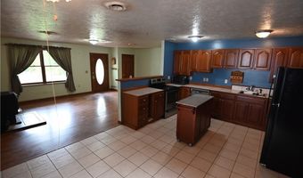 6610 6th Ave, Andover, OH 44003