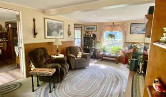 95 Albany Ave, Bartlett, NH 03812