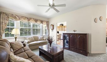 3 Lakeland Dr, Barnegat, NJ 08005