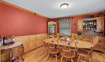 121 Maltbie Dr, Amsterdam, NY 12010
