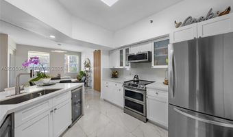 3255 NE 184th St 12112, Aventura, FL 33160