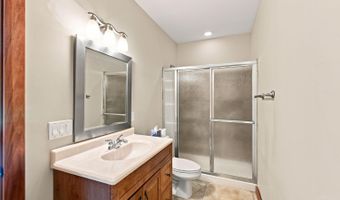 654 Eight Mile Rd, Anderson Twp., OH 45255