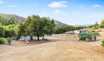 3740 Foxley Dr, Escondido, CA 92027