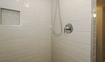 2524 S EDGEHILL Dr, Bountiful, UT 84010