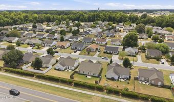 3675 Highland Dr, Ayden, NC 28513