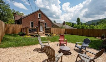 9 Colonial Pl, Asheville, NC 28804