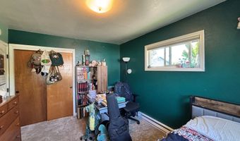 537 ART St, Brookings, OR 97415