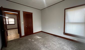 308 E 5th Ave, Arkansas City, KS 67005