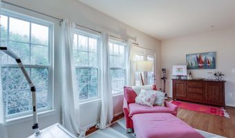 915 HALL STATION Dr, Bowie, MD 20721