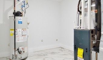 92 W 6Th St, Bayonne, NJ 07002