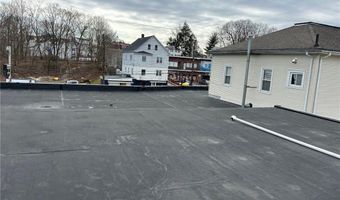 39 Greenville Ave, Johnston, RI 02919