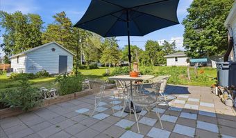 208 4th St, Anchor, IL 61720