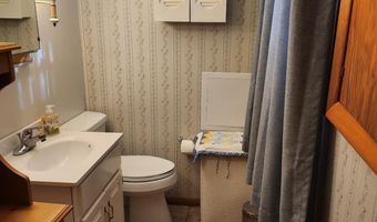 1060 Trinton Cir, Bedford, IN 47421