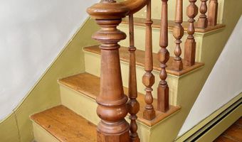 410 Washington St, Bath, ME 04530