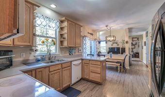 7 Ruth Ct, Absecon, NJ 08201