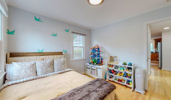4 Highland Ave, Bethel, CT 06801