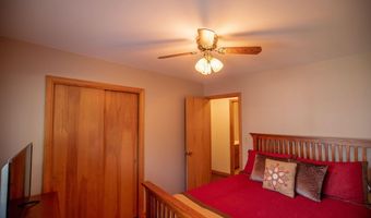 1415 E Linden St, Algona, IA 50511