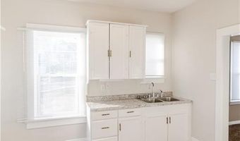 1520 S 7th St, Atchison, KS 66002