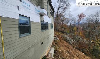 274 Highland Cir, Banner Elk, NC 28604