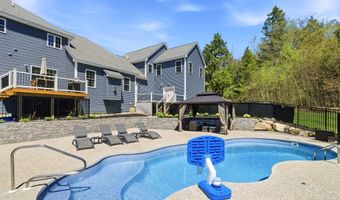 84 Juniper Cir, Auburn, NH 03032