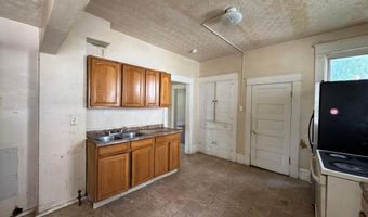 140 S Highland Ave, Columbus, OH 43223