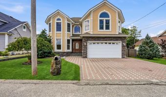 646 Compass Ave, Beachwood, NJ 08722