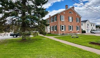 71 S Main St, Cambridge, VT 05444