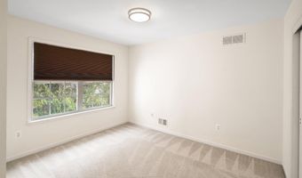 2 BOICE Ln, Belle Mead, NJ 08502