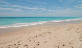 467 Marlin Cir, Barefoot Bay, FL 32976