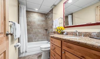 631 VILLAGE Rd 34500, Breckenridge, CO 80424