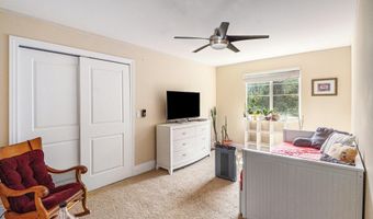 5481 Trillium Crossing Ct, Ann Arbor, MI 48103