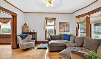 415 E SPRING St, Appleton, WI 54911
