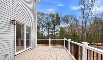 14 Elaine Dr, Hopkinton, RI 02833