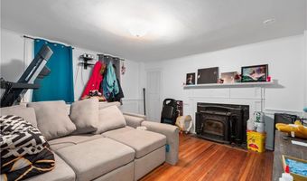 16 School St, North Smithfield, RI 02896