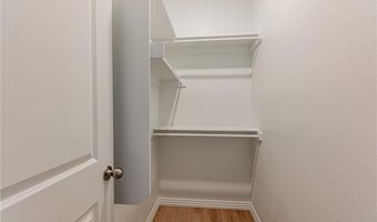 1403 SW Casuarina Dr 1, Bentonville, AR 72712