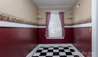 274 N 4th St, Albemarle, NC 28001
