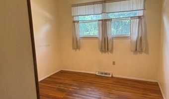 5203 Black Oak Rd, Alton, IL 62002