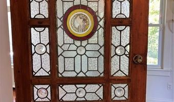 5 Ellwood Pl, Newport, RI 02840