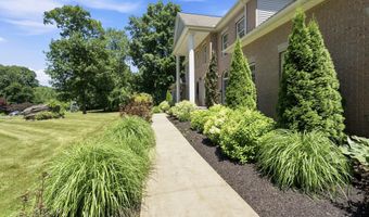 52 Country Club Rd, Bolton, CT 06043