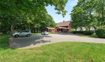 130 E Main St, Clinton, CT 06413