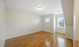 1148 Bedford St, Abington, MA 02351