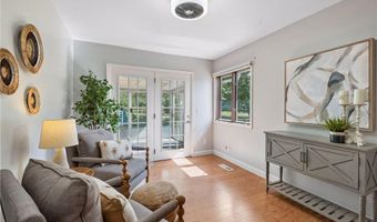 880 Whitney Dr, Apple Valley, MN 55124