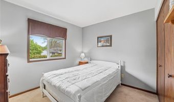 5856 139th St W, Apple Valley, MN 55124