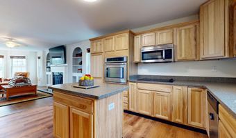 48 Lubear Way, Auburn, ME 04210