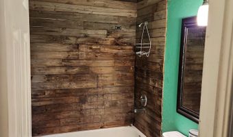203 Alexander St, Bay, AR 72411