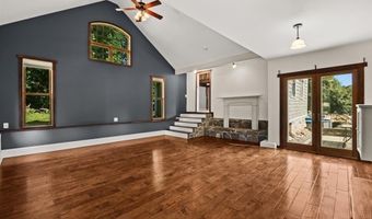 24 Benjamin Dr, Attleboro, MA 02703