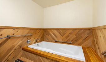 1200 18th Ave NW 111, Austin, MN 55912