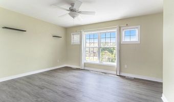 1017 Bluestem Ln, Ann Arbor, MI 48103